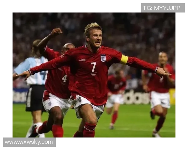 足球明星风采日历 每日一位传奇球星的精彩瞬间与独特故事