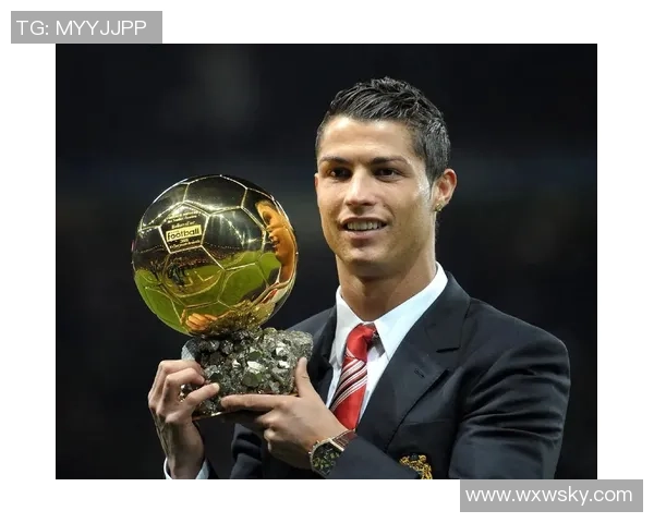 世界著名足球球星成长历程与辉煌成就展示专题PPT 世界著名足球球星成长历程与辉煌成就展示专题PPT